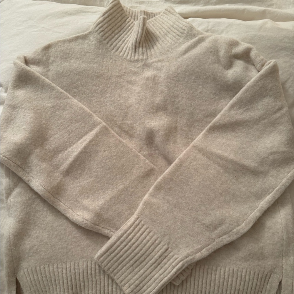 Women’s Turtleneck Sweater